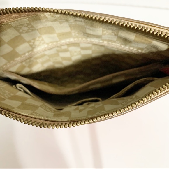 Jim Shore Leather Floral Embossed Design Crossbody Bag Two Toned Fully Lined - Picture 14 of 16